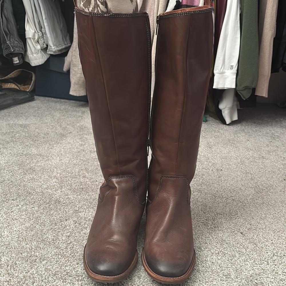 Pikolinos Tall Garda Boot 👢 - Picture 6 of 8